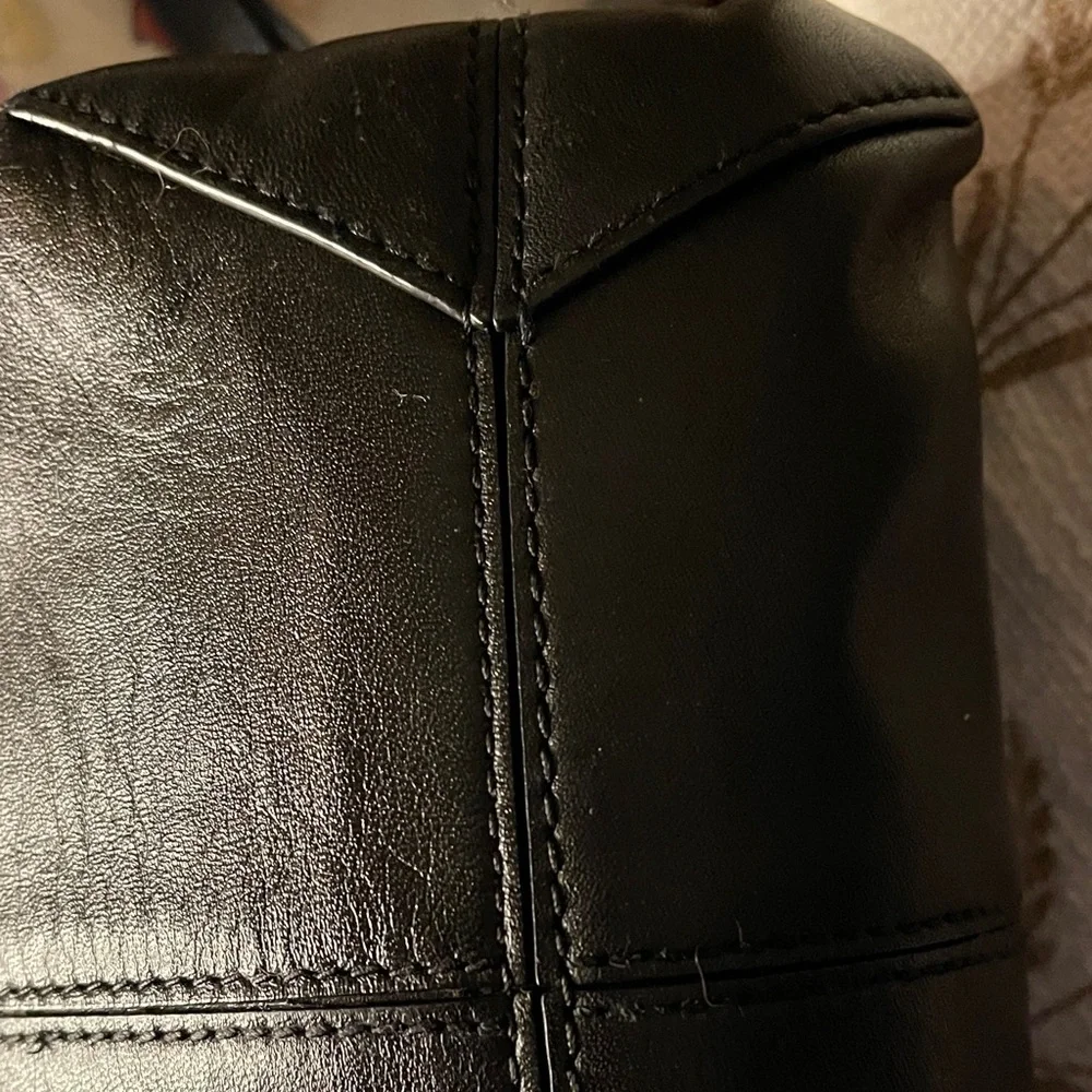 Vintage Black Tory Burch Black Leather Handbag